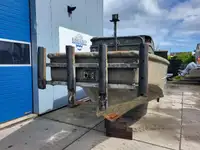 工作船 待售