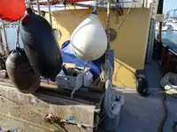 工作船 待售