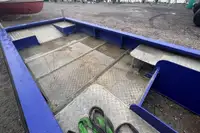 渡轮 待售