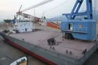 驳船 待售