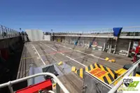 登陆艇，坦克 待售