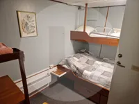 渡轮 待售
