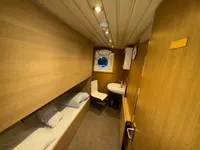 供应船 待售