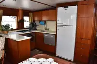 拖网渔船 待售