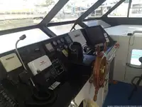双体船 待售