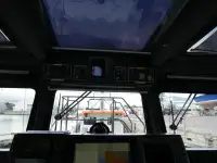 海上风电场服务船 待售