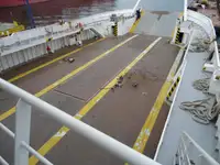 渡轮 待售