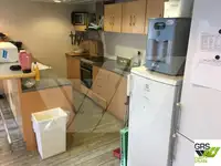 滚装船 待售