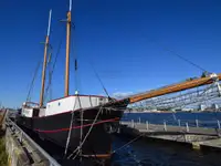 餐厅船 出售