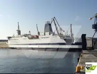 滚装船 待售