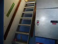 工作船 待售