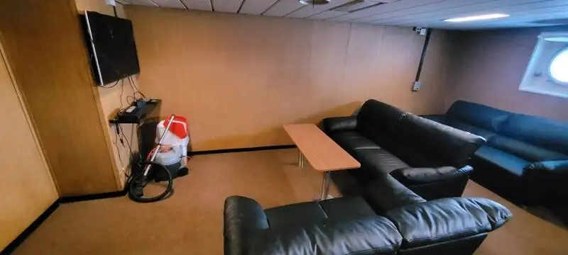 拖船 待售