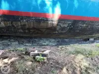 渡轮 待售