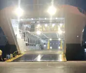 RoPax船 待售