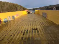 驳船 待售