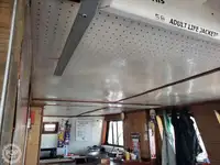 渡轮 待售