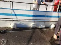 渡轮 待售
