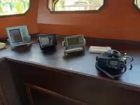 登陆艇，坦克 待售