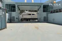 渡轮 待售