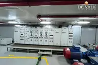 渡轮 待售