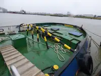 拖船 待售