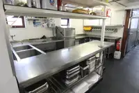 驳船 待售