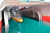 拖船 待售
