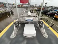 工作船 待售