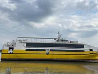 RoPax船 待售