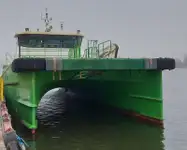 海上风电场服务船 待售