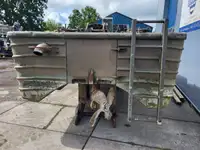 工作船 待售