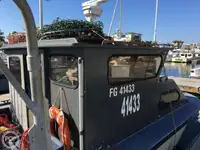 拖网渔船 待售