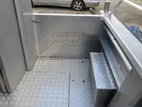 渡轮 待售