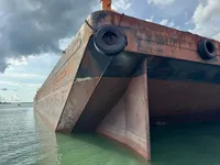 驳船 待售