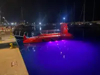潜艇 待售
