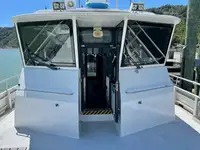双体船 待售