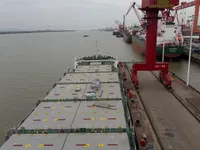 集装箱船 待售