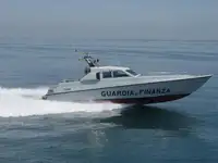 巡逻艇 待售