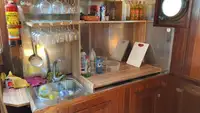 渡轮 待售