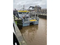 工作船 待售
